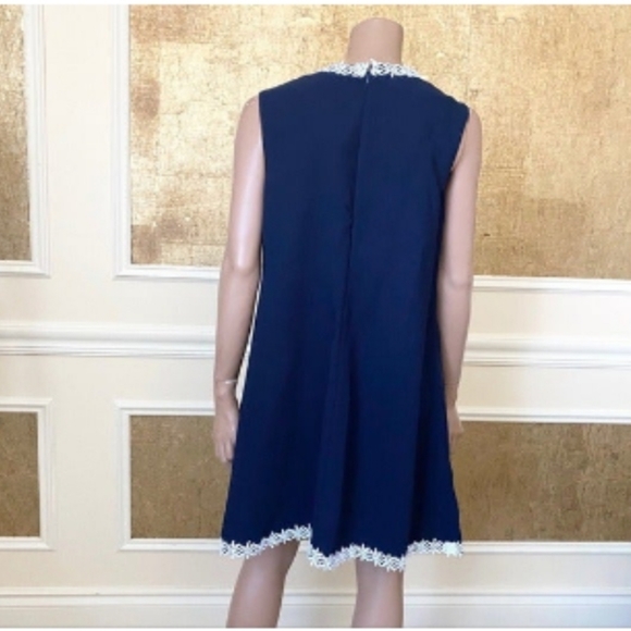 NWT Nanette Lepore navy blue swing with white floral lace trim - Picture 3 of 8